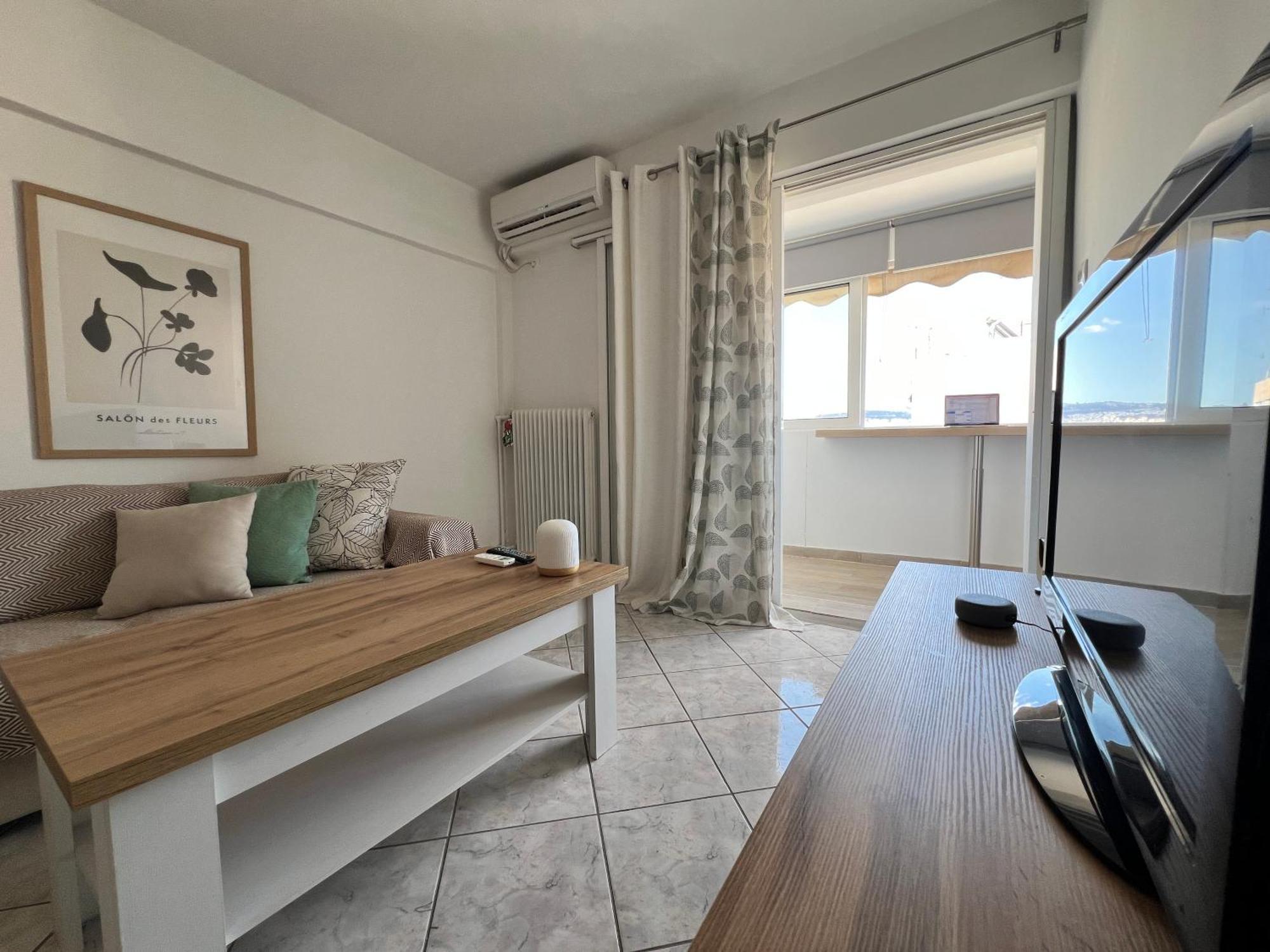 Apartment Athenian Sky View - Next To Metro *